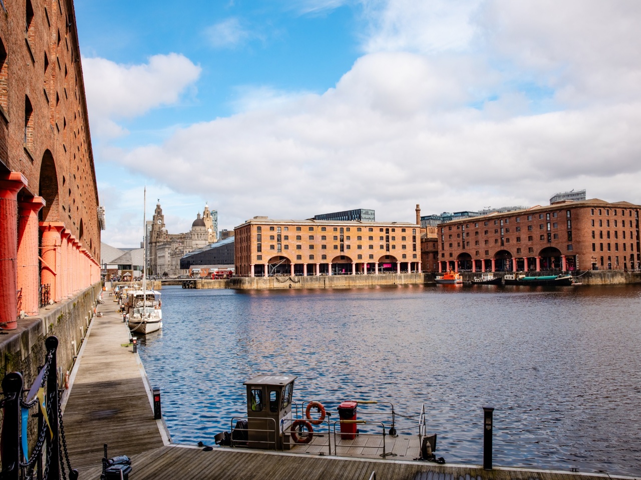 ai-generated-8400436_1280 The Cavern Club Liverpool
