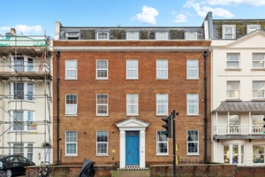 Richmond Place Building_300x200