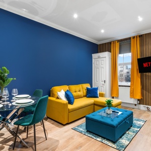 Richmond Place Lounge Kitchen_300x300